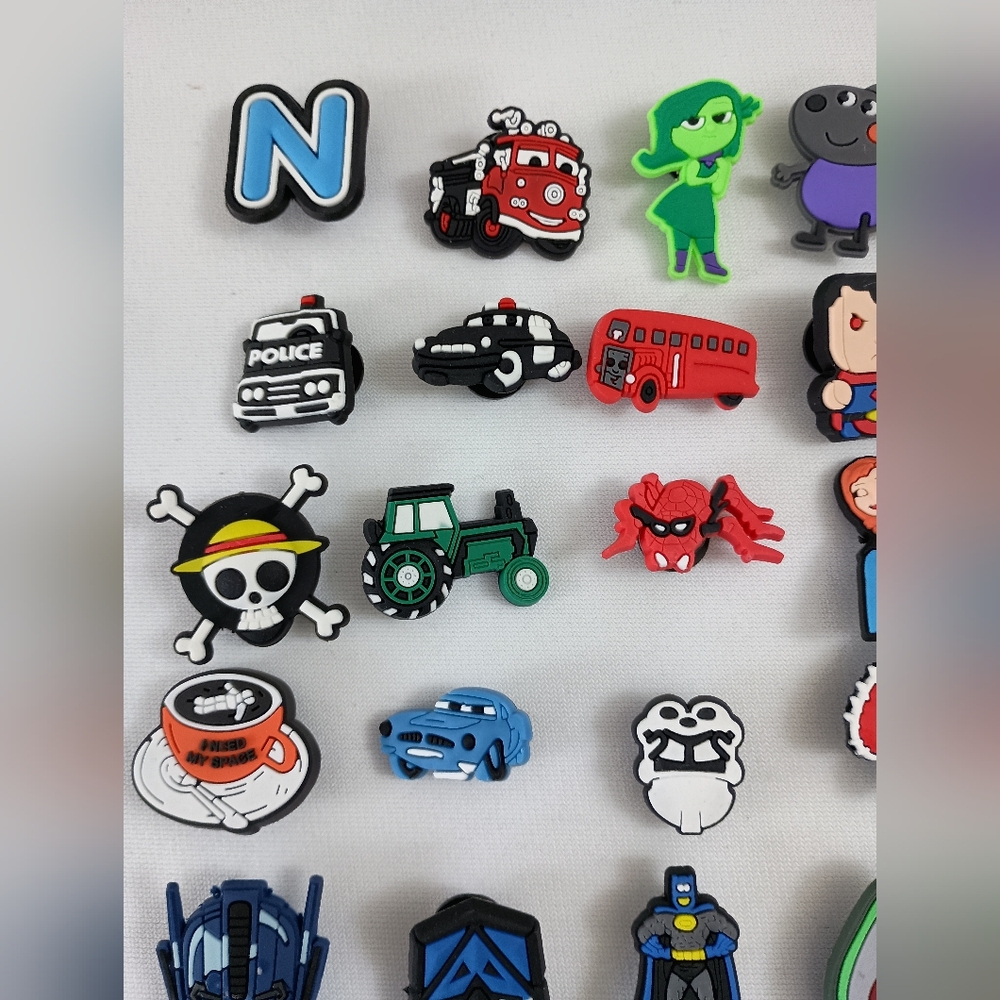 73 PC Lot of Croc Charms - Picture 5 of 7